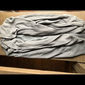 Open faced women’s cardigan